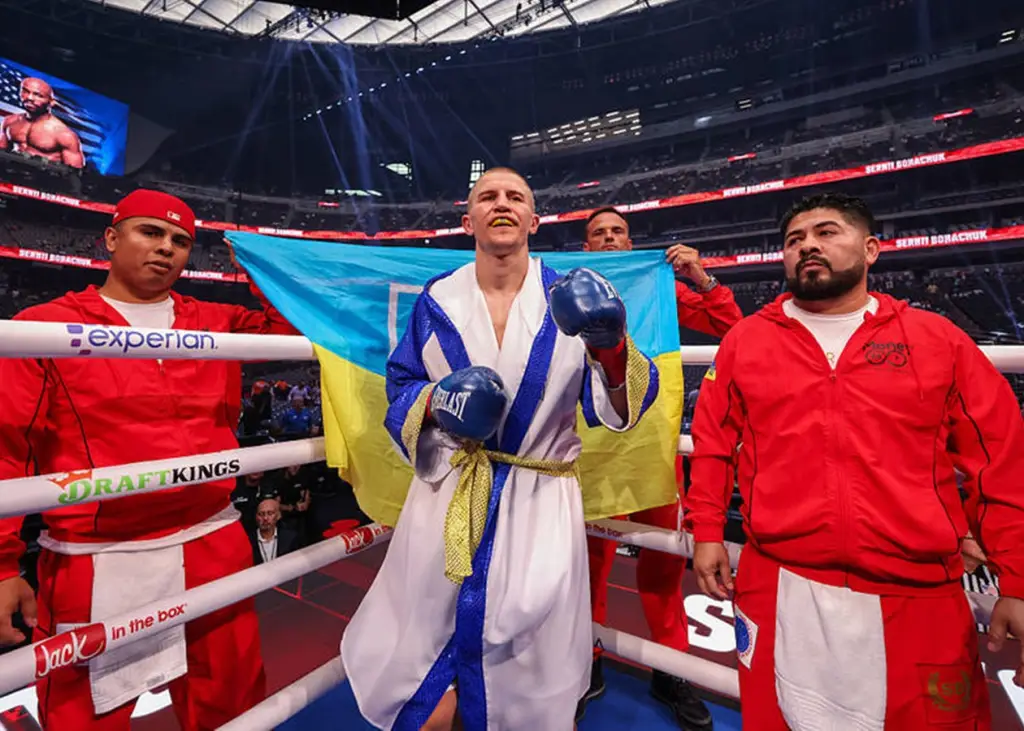 Сергій Богачук втратив перше місце у рейтингу WBC після поразки