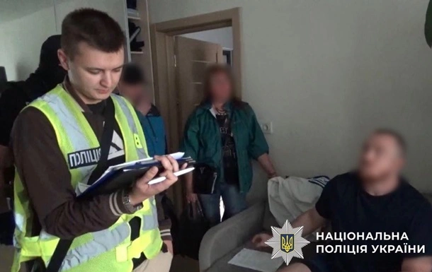 У Києві затримали шахрая, який видавав себе за мольфара