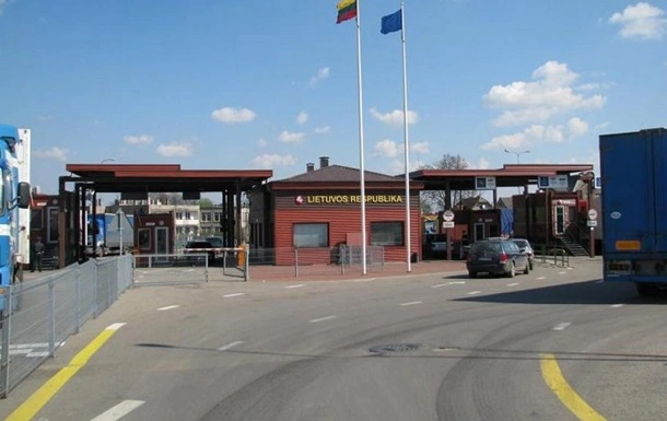 Литва тимчасово закрила два прикордонні пункти на кордоні з Білоруссю