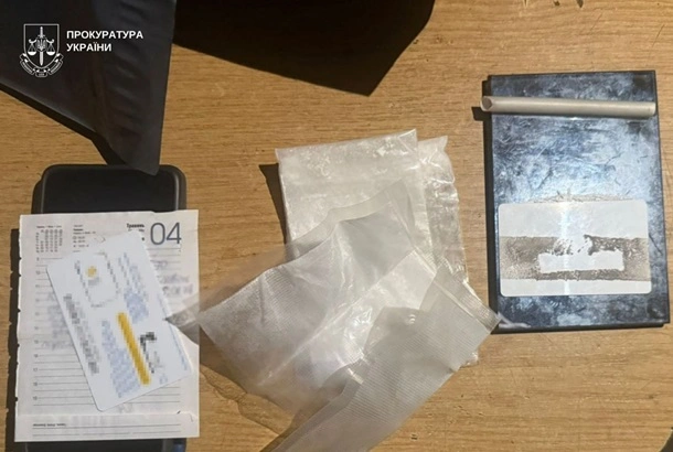 На Львівщині затримали киян, які намагалися ввезти з Польщі 27 кг наркотиків
