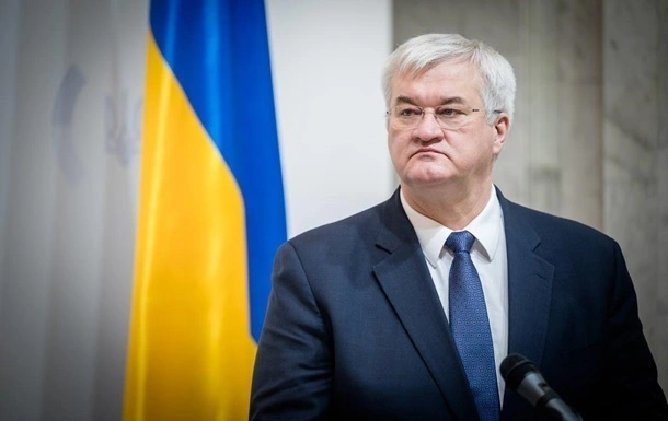 Україна згортає дипломатичну присутність на Кубі через підтримку Москви