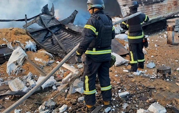 Росія знову атакувала промислові об’єкти у Миколаєві