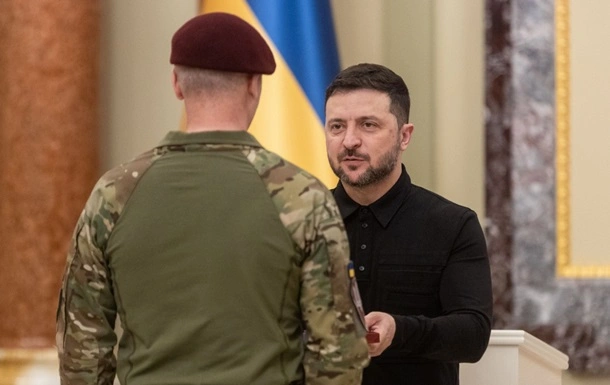 Зеленський: Покровський напрямок утримують десантники ЗСУ