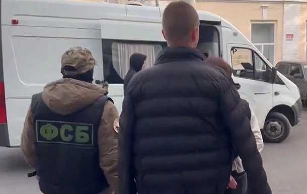 ФСБ повідомила про затримання восьми осіб, яких підозрюють у «диверсії»