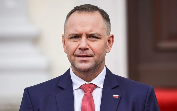 Навроцький закликав до “симетрії” у відносинах з Україною
