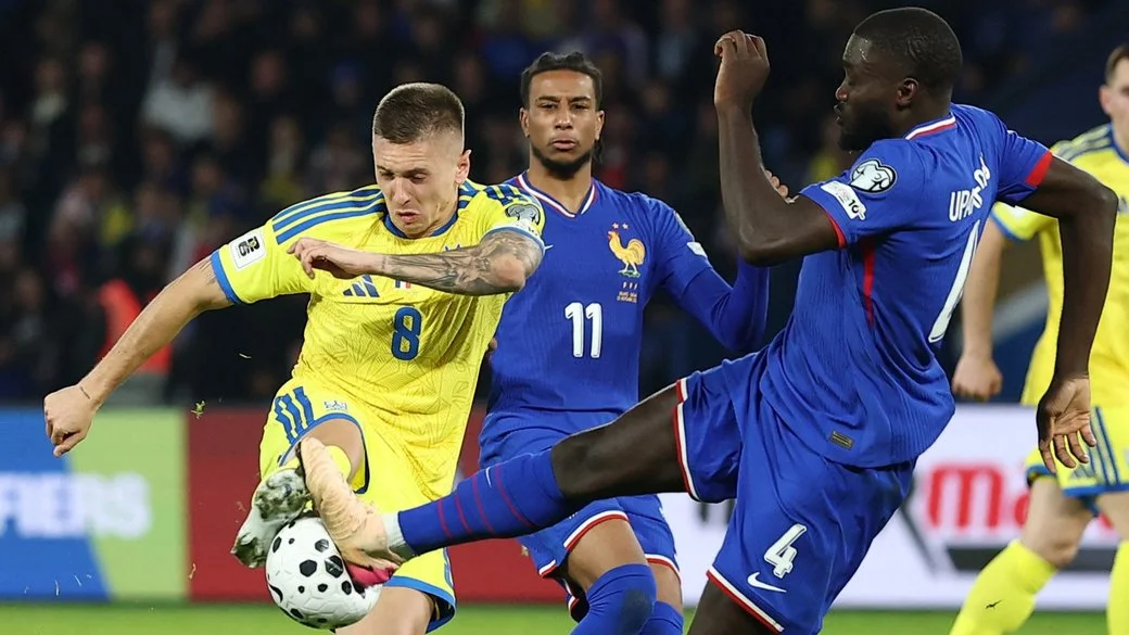 Ребров прокоментував рішення VAR не призначати пенальті у матчі проти Франції