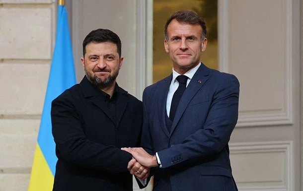 Зеленський повідомив про координацію позицій під час розмови з Макроном