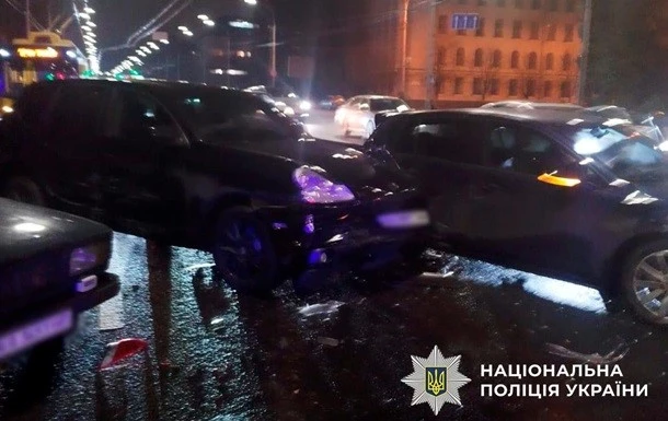 У Києві затримали п’яного водія Porsche Cayenne після ДТП і стрілянини