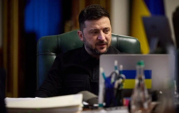 Зеленський обговорив із премʼєром Нідерландів дипломатичні підсумки та оборонні потреби