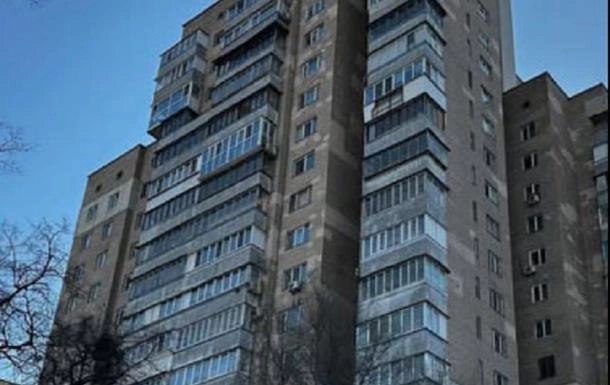 У Києві чоловіка підозрюють у махінації з продажем квартири померлого знайомого