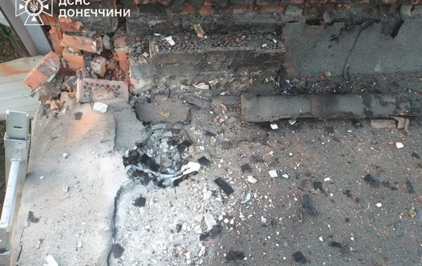У Миколаївці дрон армії рф пошкодив будівлю рятувальників