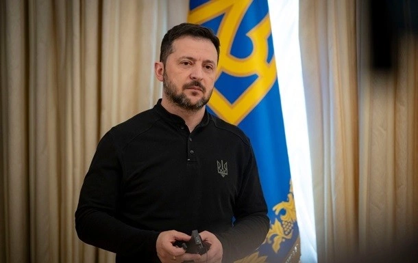 Зеленський анонсував активні дипломатичні кроки напередодні переговорів