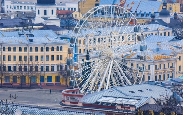 У Києві розпочато демонтаж Колеса огляду на Подолі