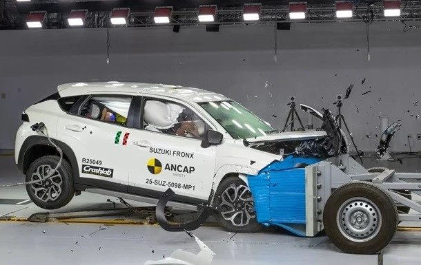 Suzuki призупинила продажі Fronx після невдачі в краш-тестах ANCAP