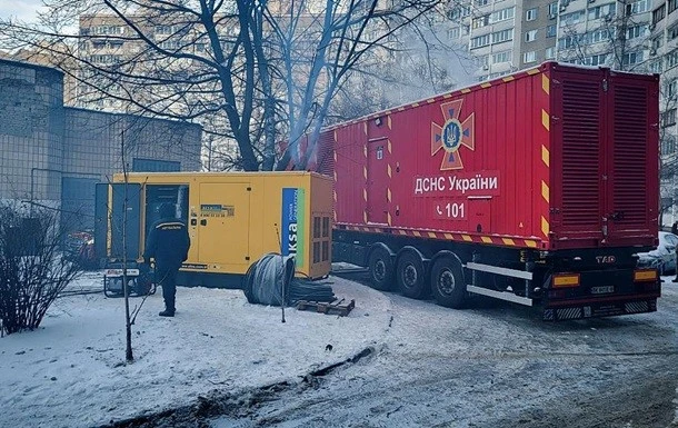 Київ отримав потужні генератори для житлових будинків