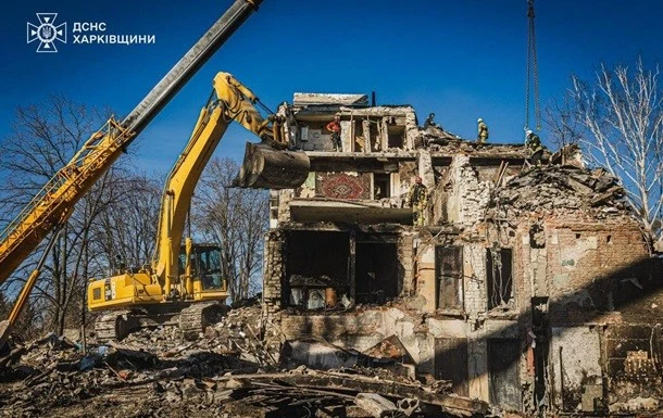 Трагедія у Харкові: рятувальники завершили розбір завалів після нічного ракетного удару
