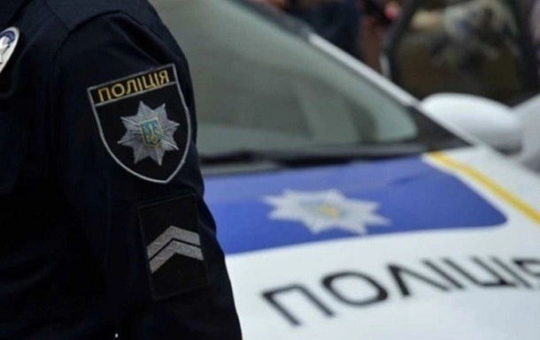 Постріли серед дня: у Києві розшукують водія, який відкрив вогонь і зник