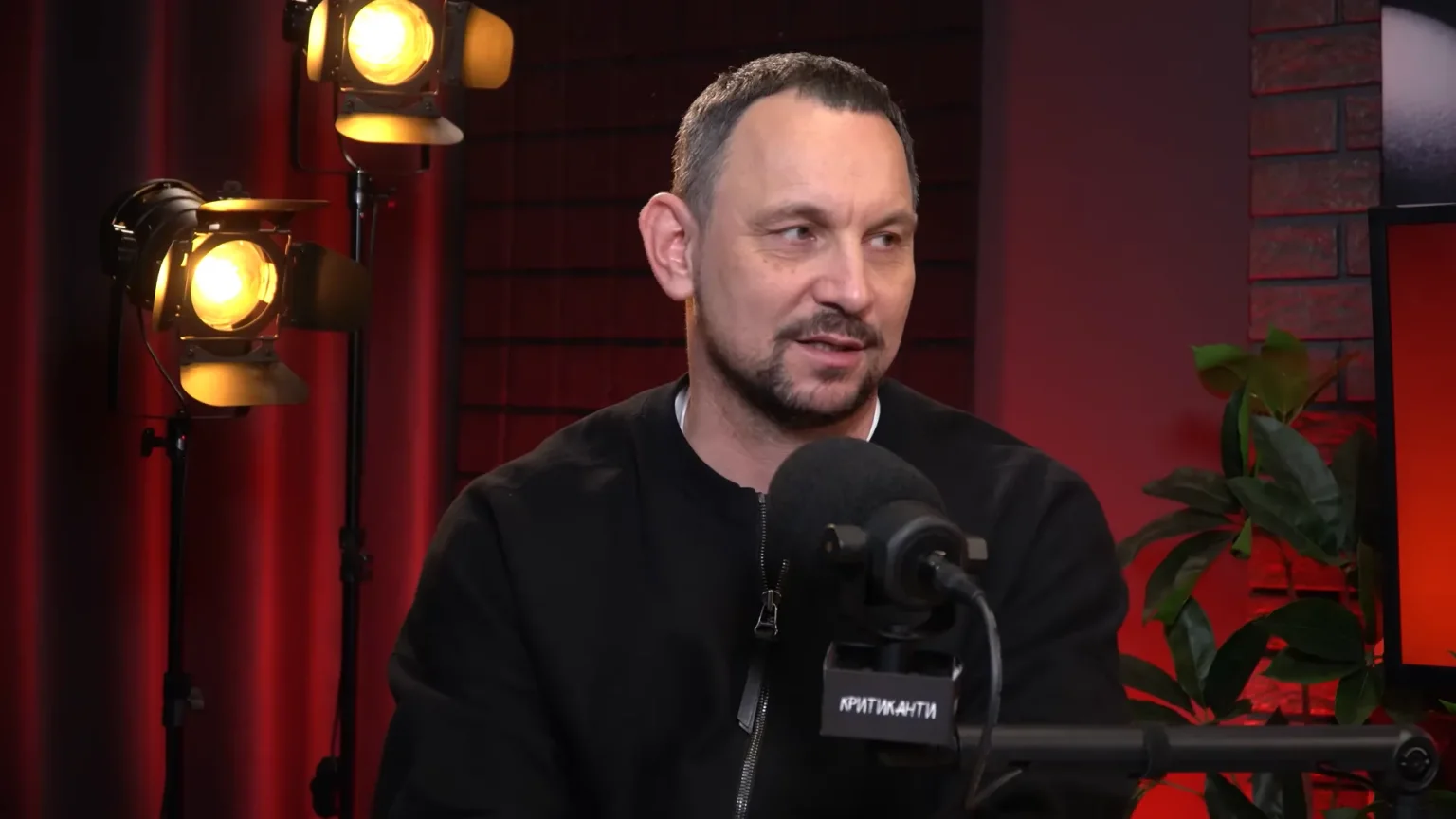 «Я вже попрощався з життям»: Харчишин пригадав панічний політ і “передсмертне” повідомлення дружині