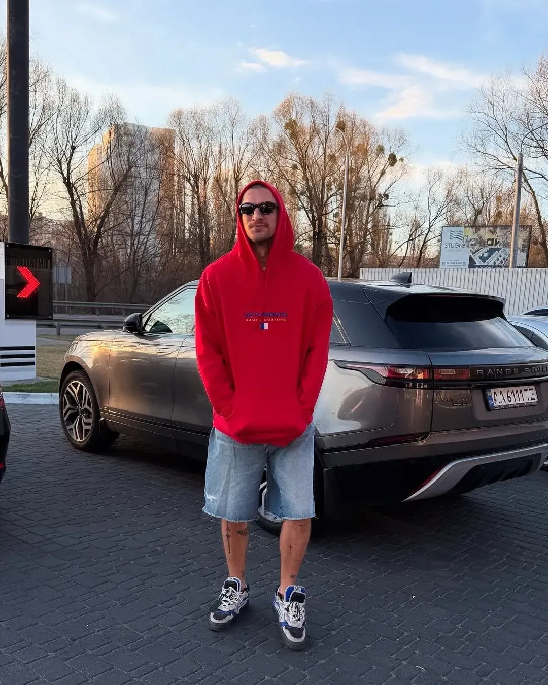 Автопарк та нерухомість Тараса Цимбалюка: що вдалося придбати зірці
